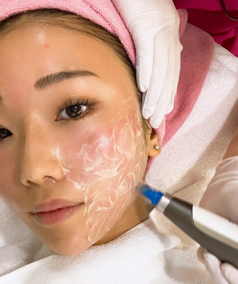 今話題の『ゴーストフェイシャル』